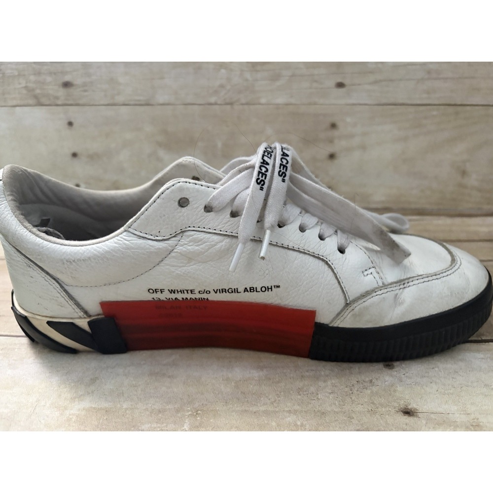 Authentic Off-White Vulcanized Low-Top Sneakers Size 44, With Box - Picture 8 of 12